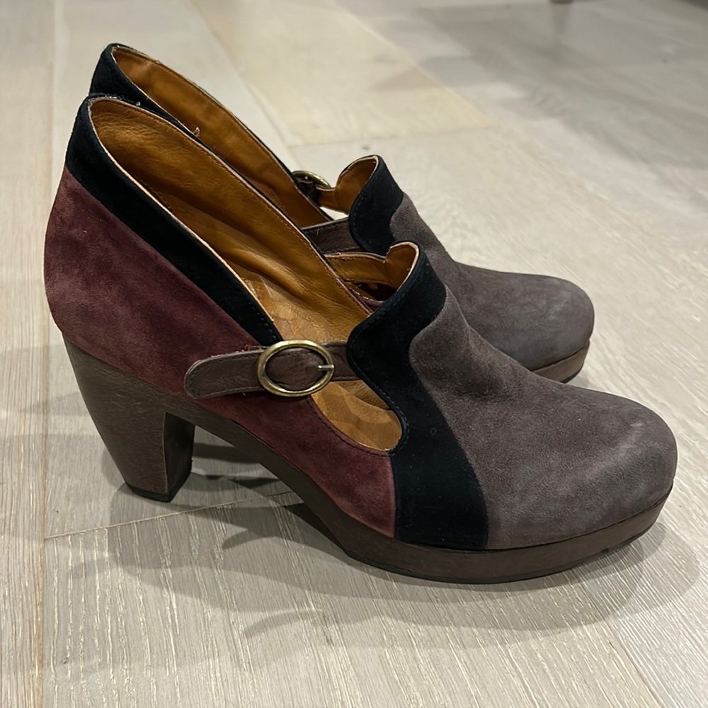 Coclico clog heels